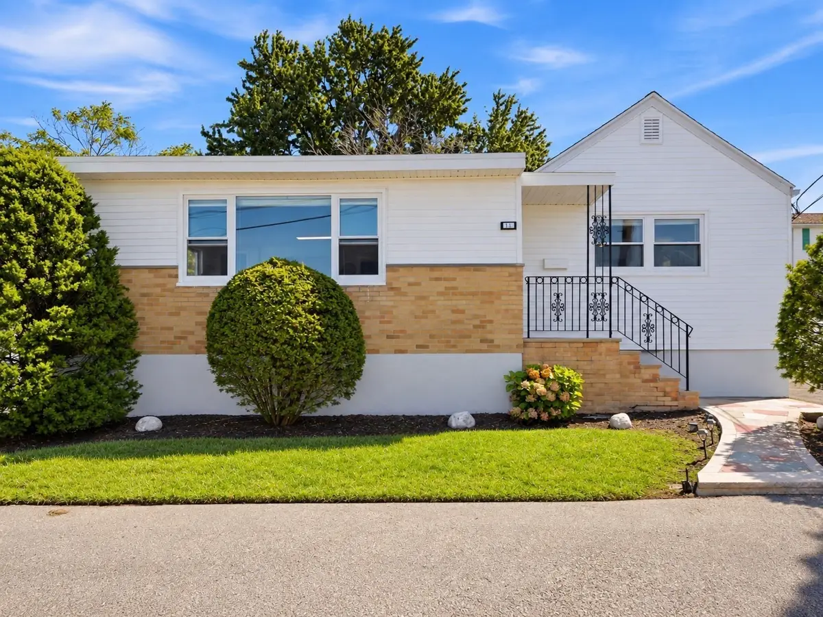 195 Mills Ave, Revere, MA 02151 - #1