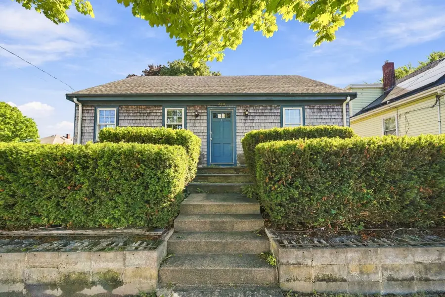 240 Irvington, New Bedford, MA 02745 - #3