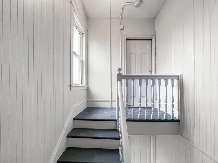 49-1/2 Ellsworth St, Worcester, MA 01610 - #2