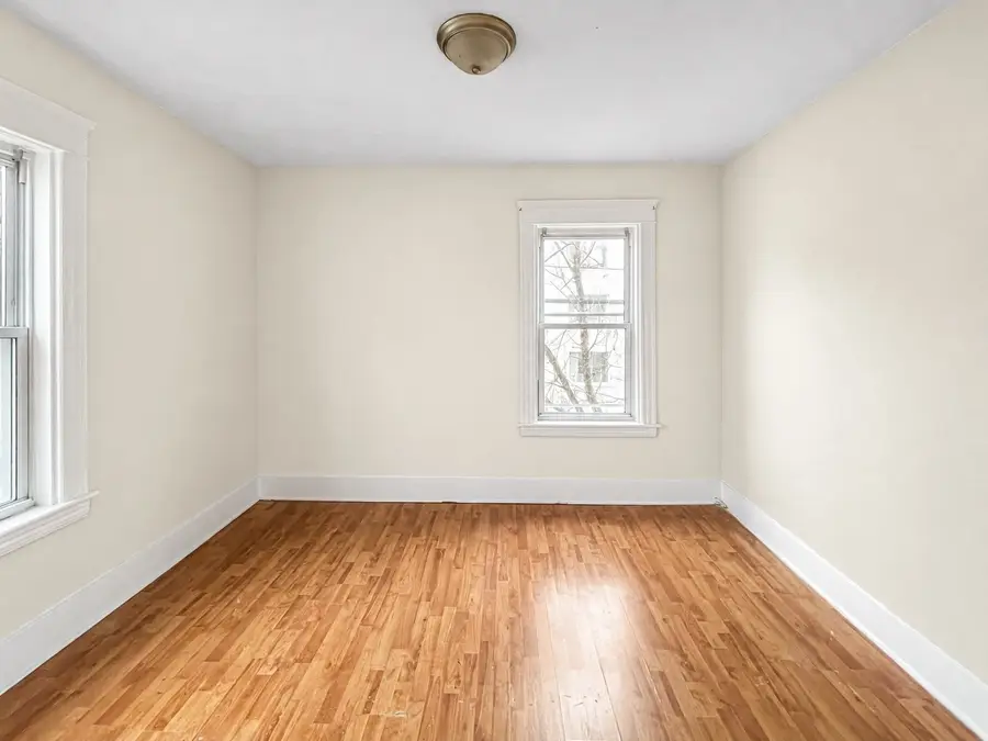 49-1/2 Ellsworth St, Worcester, MA 01610 - #3