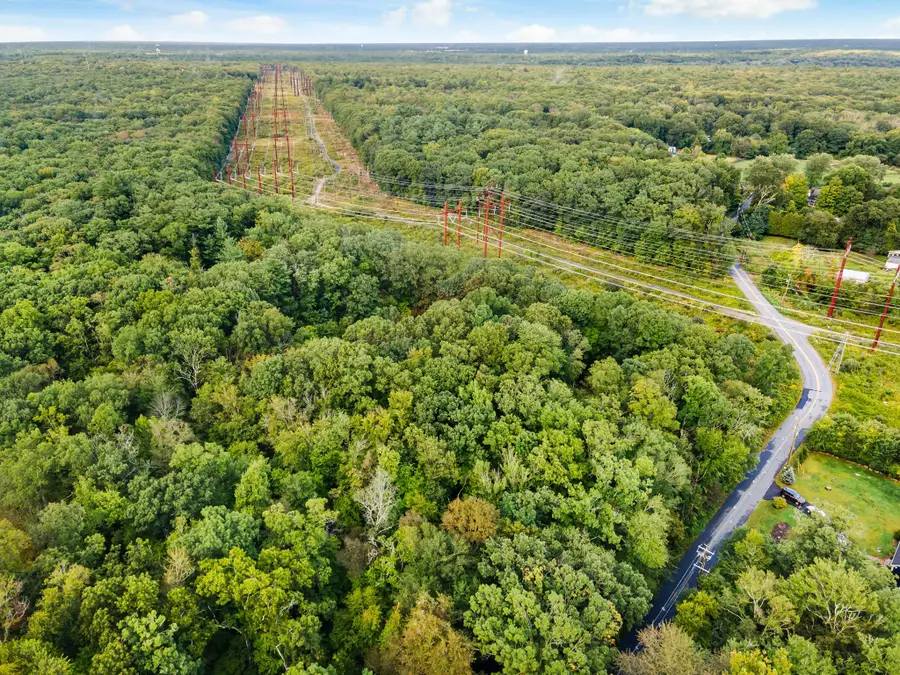 477 Fairview Ave, Rehoboth, MA 02769 - #3