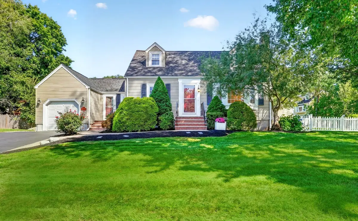 8 Sunnyfield Road, Bedford, MA 01730 - #1