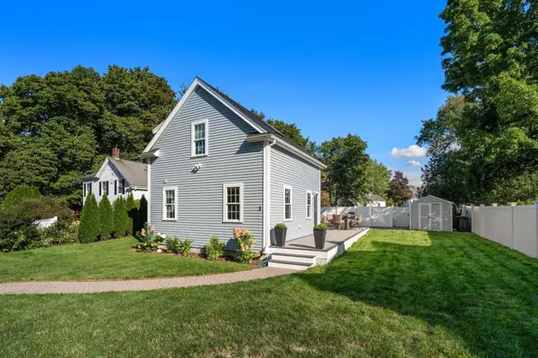 3 Broads Ave, Natick, MA 01760