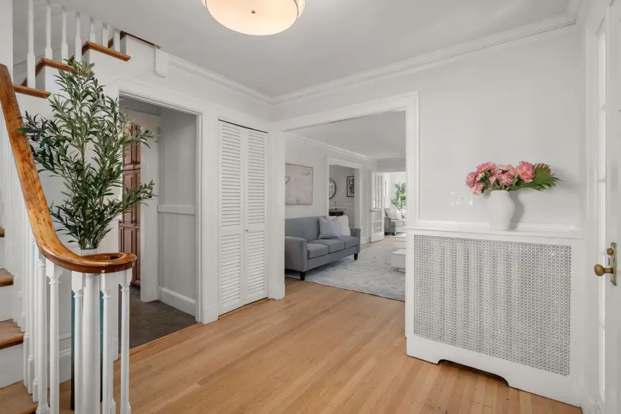 44 Brewster Road, Newton, MA 02461 - #3