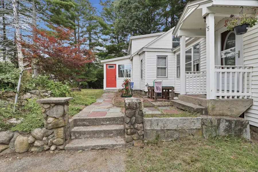 15 Putnam Road, North Chelmsford, MA 01863 - #2