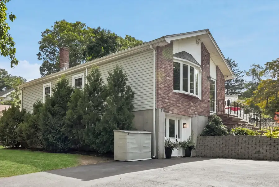60 Hobson St, Saugus, MA 01906 - #3
