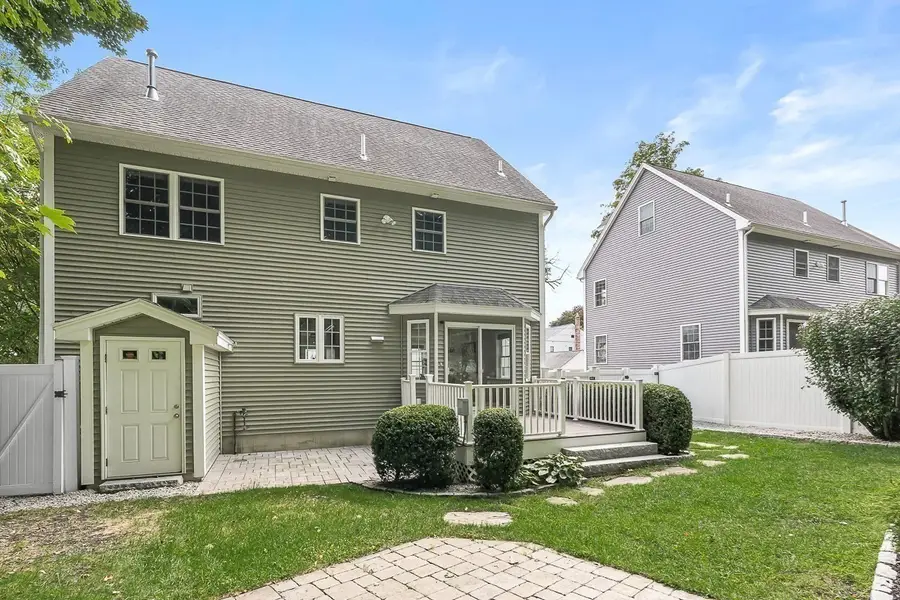 20 Smith Lane, Medford, MA 02155 - #2