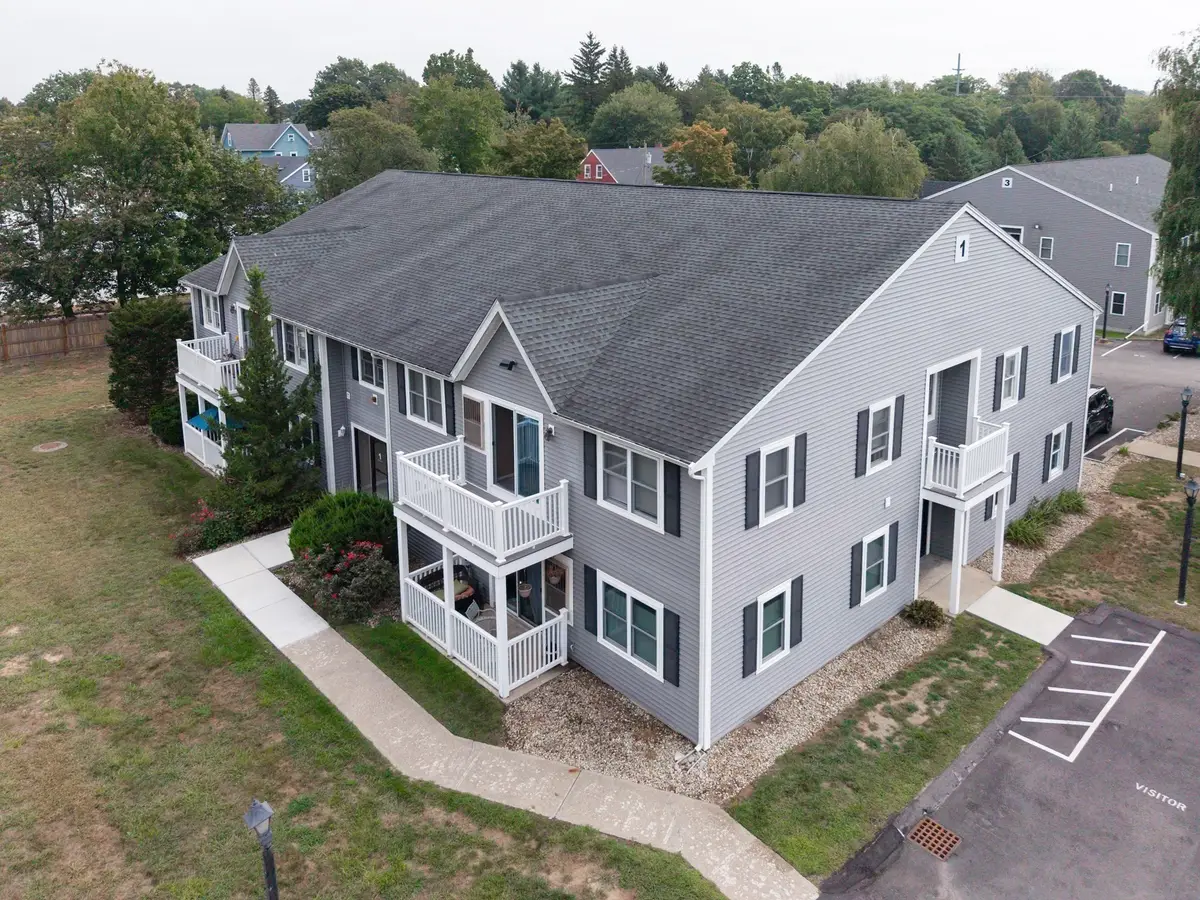 450 Somerset Ave #1-5, Taunton, MA 02780 - #1