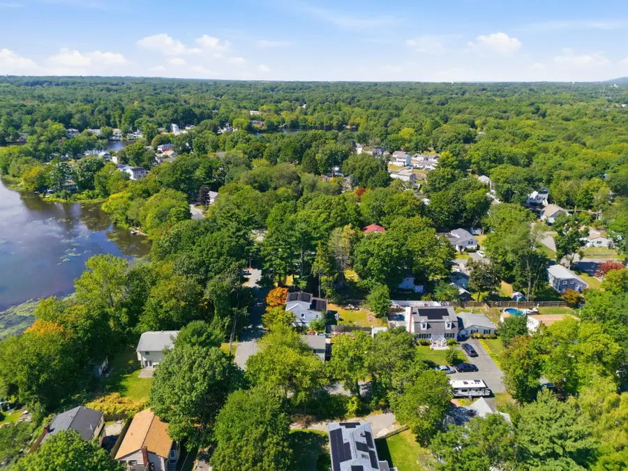 76 E Shore Rd, Holbrook, MA 02343 - #2