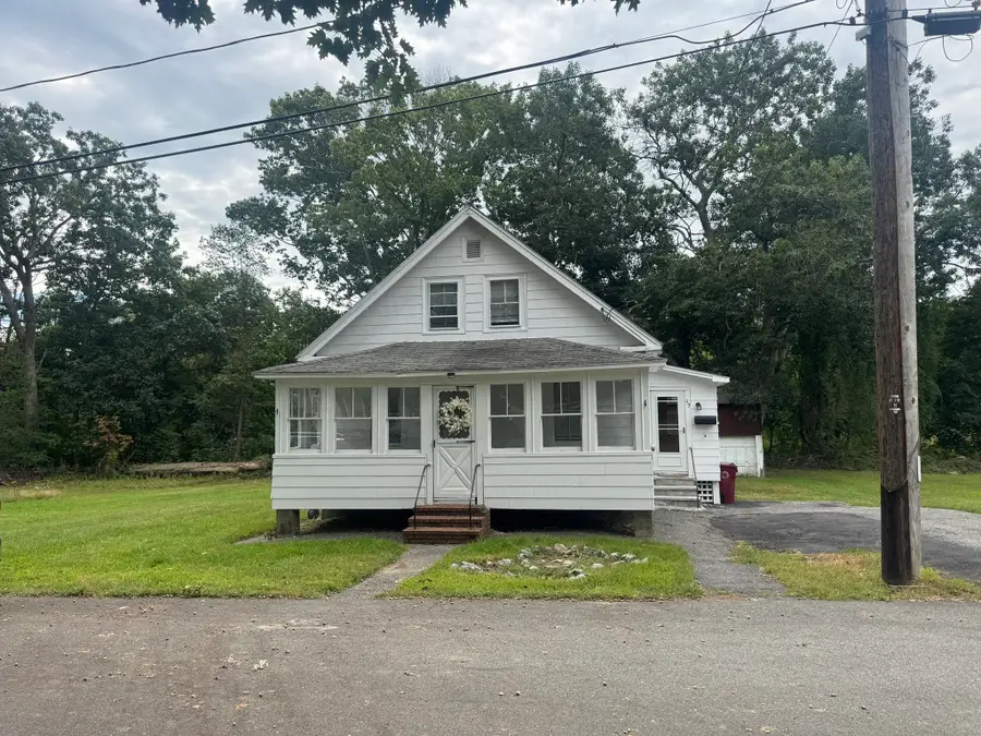 47 Pemberton St, Lowell, MA 01850 - #2