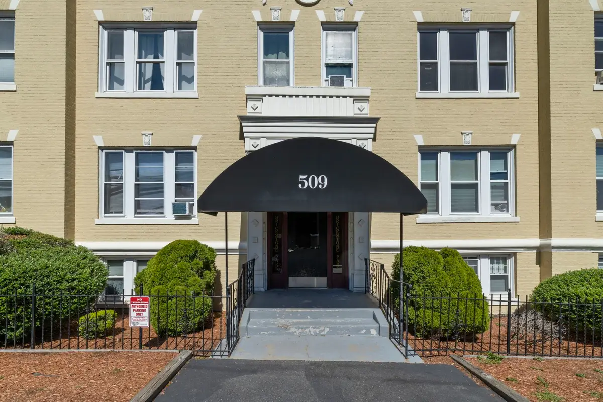 509 Pleasant St #2-4, Melrose, MA 02176 - #1
