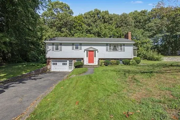 11 Federal Street, Blackstone, MA 01504