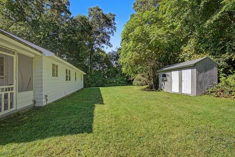 11 Federal Street, Blackstone, MA 01504 - #3