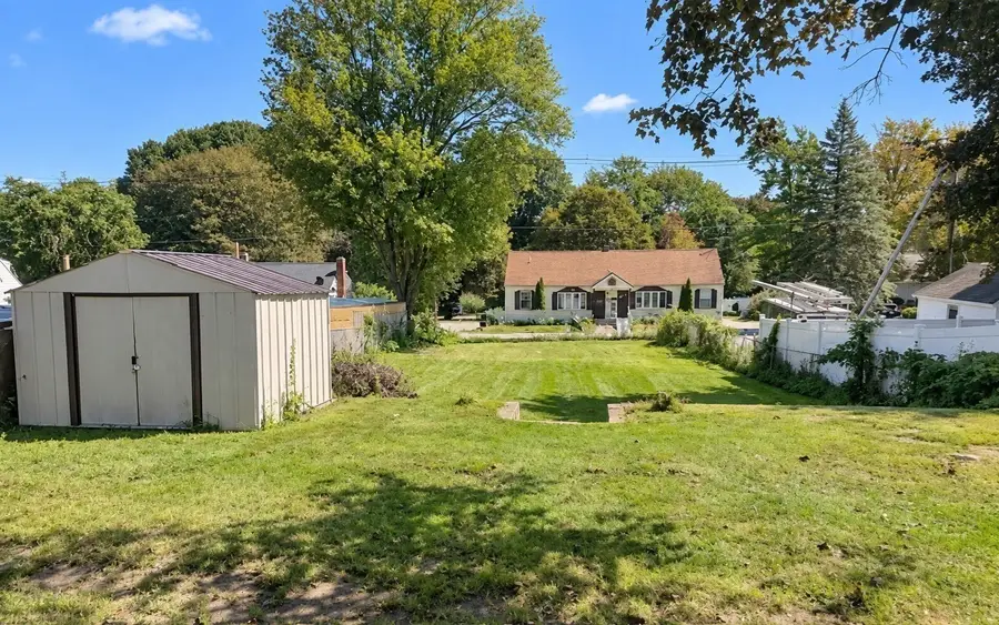 508 Rollstone St, Fitchburg, MA 01420 - #3