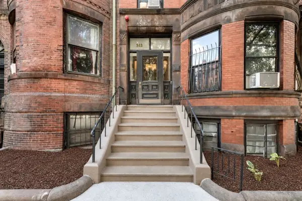 511 Beacon St #1, Boston, MA 02215