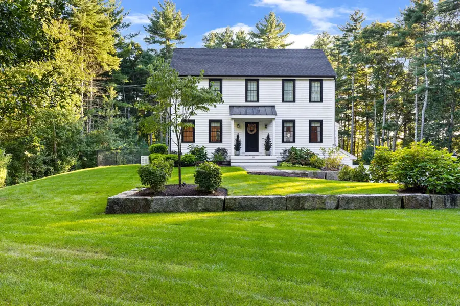 35 Rocky Meadow St, Middleboro, MA 02346 - #2