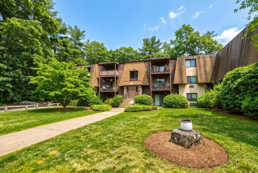 491 W Central St #D2, Franklin, MA 02038 - #3