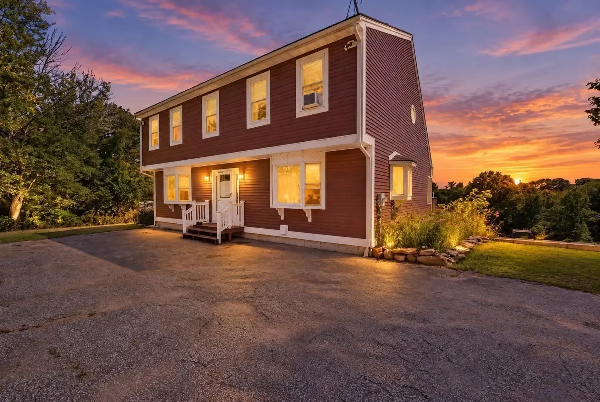 731 E Hill Rd, Oakham, MA 01068 - #1
