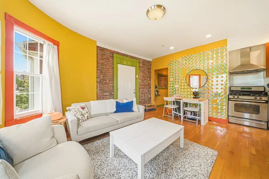 12-14 Everett St #202, Boston, MA 02134 - #3