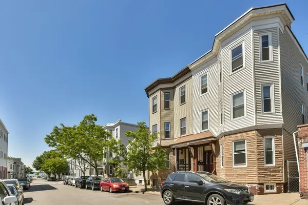 155 N St, Boston, MA 02127