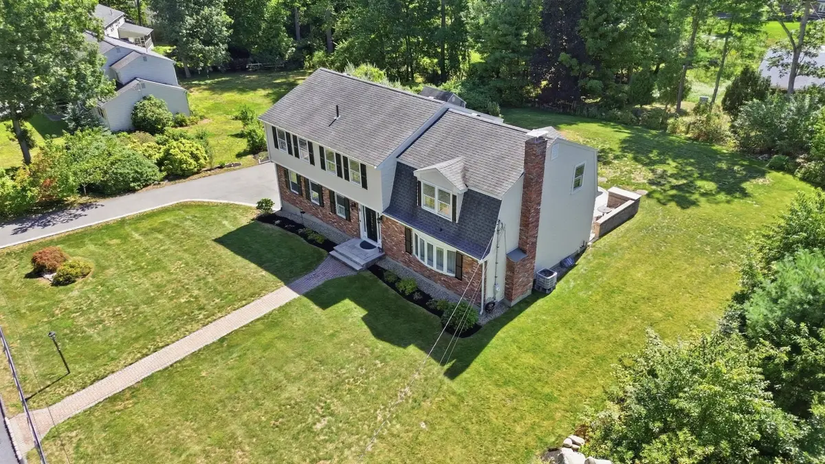 5 Phlox Ln, Acton, MA 01720 - #1
