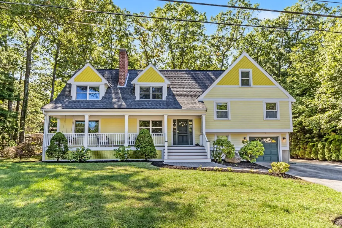 30 Sarah St, Burlington, MA 01803 - #1
