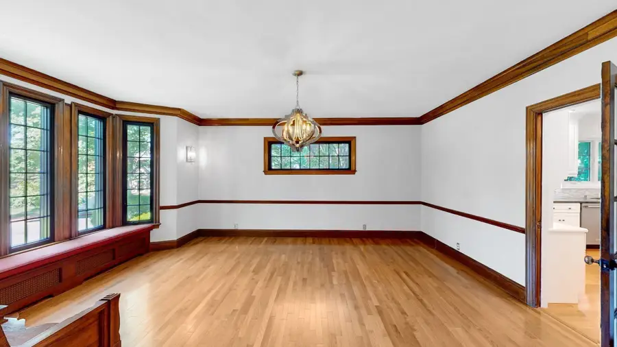 79 Woodchester Dr, Newton, MA 02467 - #3