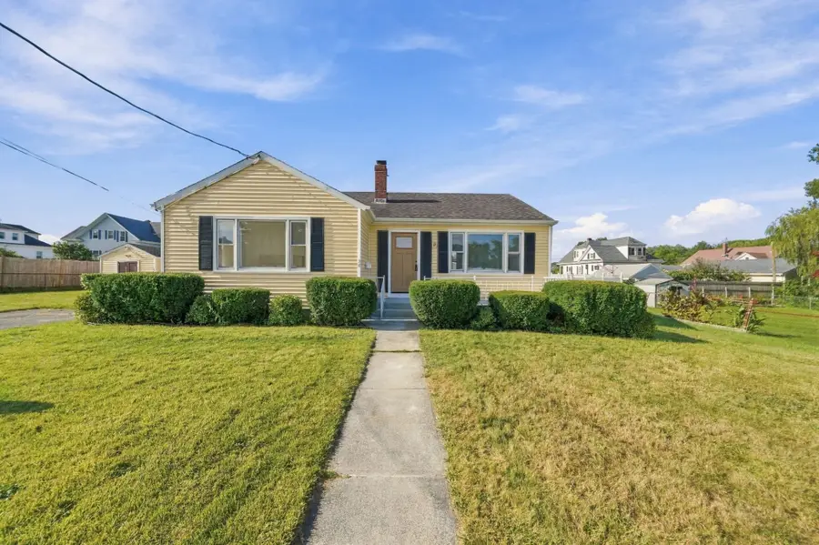 26 Gorham St, Dartmouth, MA 02748 - #2