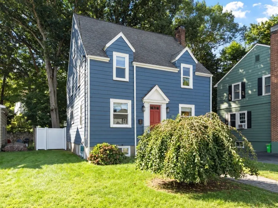 25 Wildwood Rd, Medford, MA 02155 - #3
