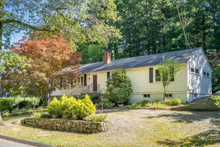 12 Watertown St, Lexington, MA 02421 - #2
