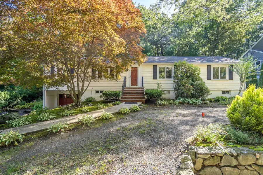12 Watertown St, Lexington, MA 02421 - #3
