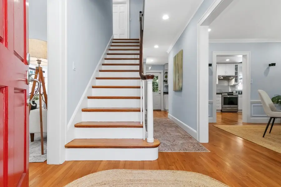 19 Saint Marys St, Newton, MA 02462 - #2