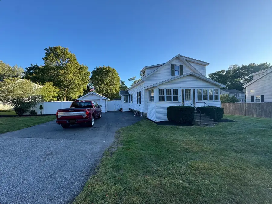 210 Main St, Shrewsbury, MA 01545 - #3