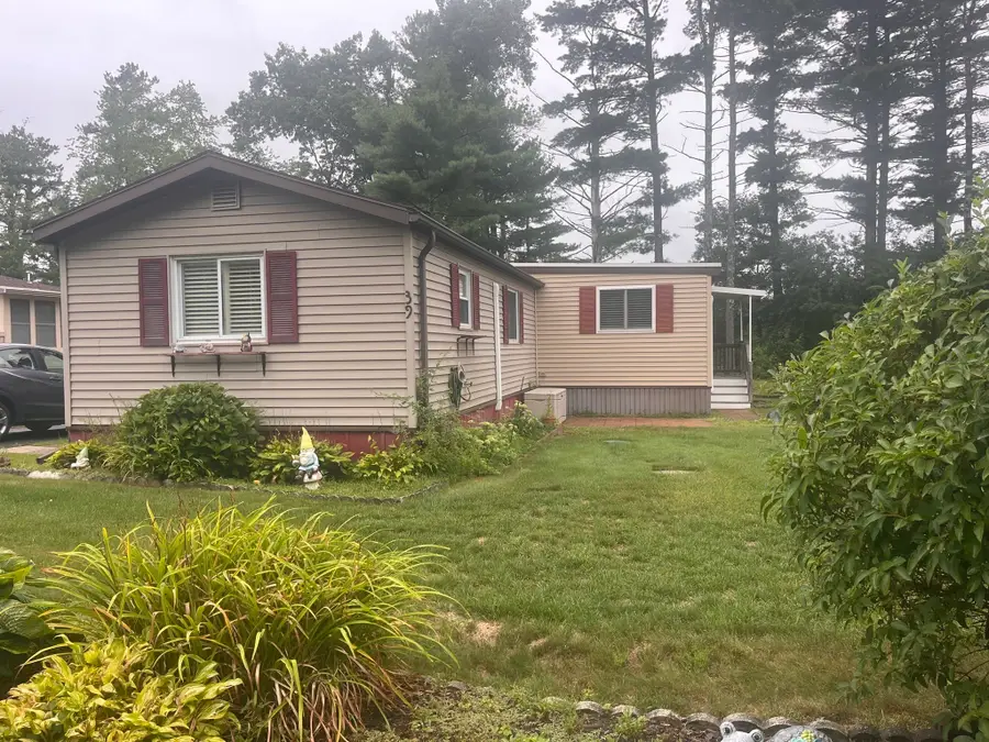 39 Pipers Way, Carver, MA 02330 - #2
