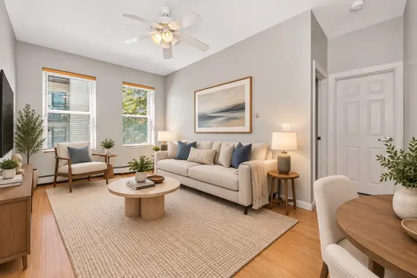 330 Summit Ave #305, Boston, MA 02135