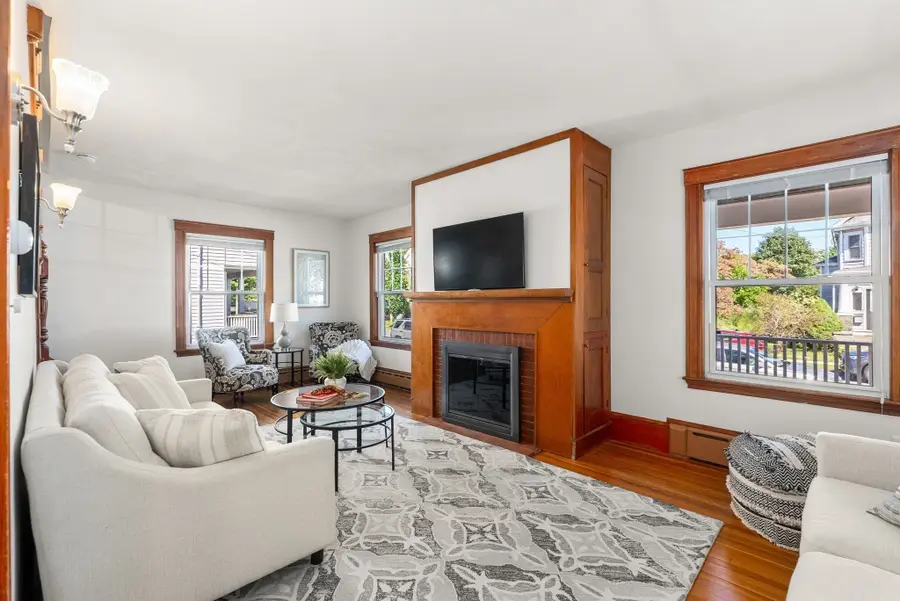 65 Phillips St, Quincy, MA 02170 - #3