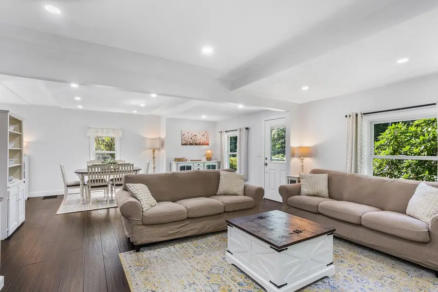 438 Reservoir St, Holden, MA 01520 - #2