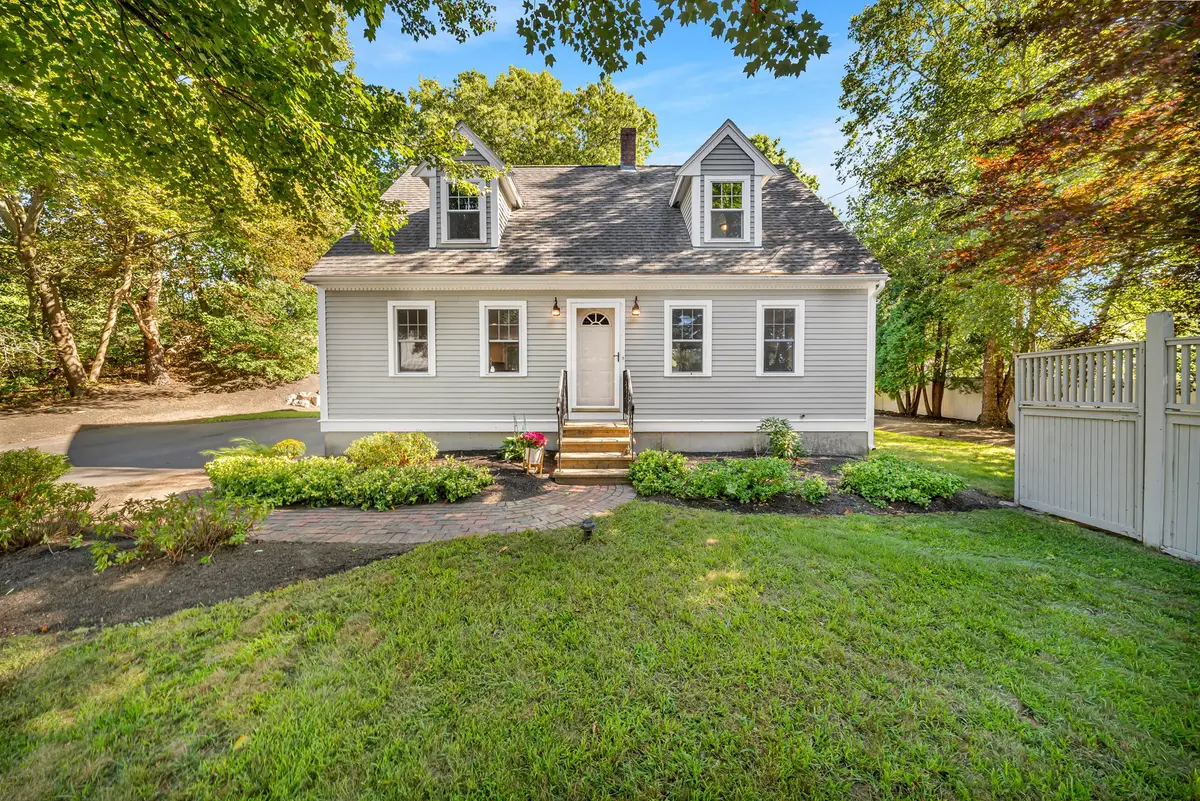 2 Hunter Dr, Newburyport, MA 01950 - #1