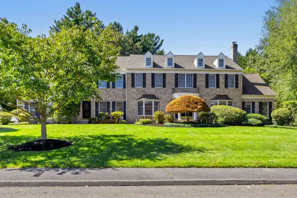 7 Cherokee Rd, Canton, MA 02021