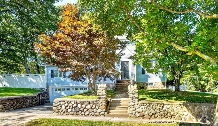 51 Lindenwood Road, Stoneham, MA 02180 - #3