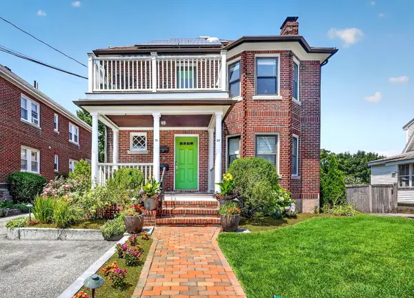29-31 Jackson Ter #29, Newton, MA 02458