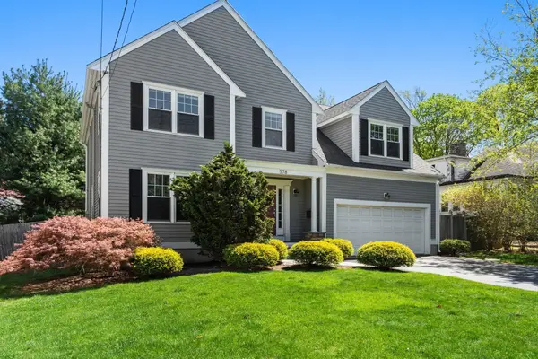 578 Randolph Ave, Milton, MA 02186