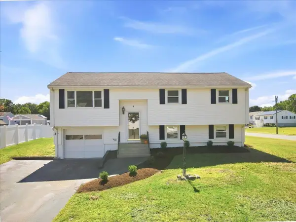 5 Moreau St, Stoughton, MA 02072