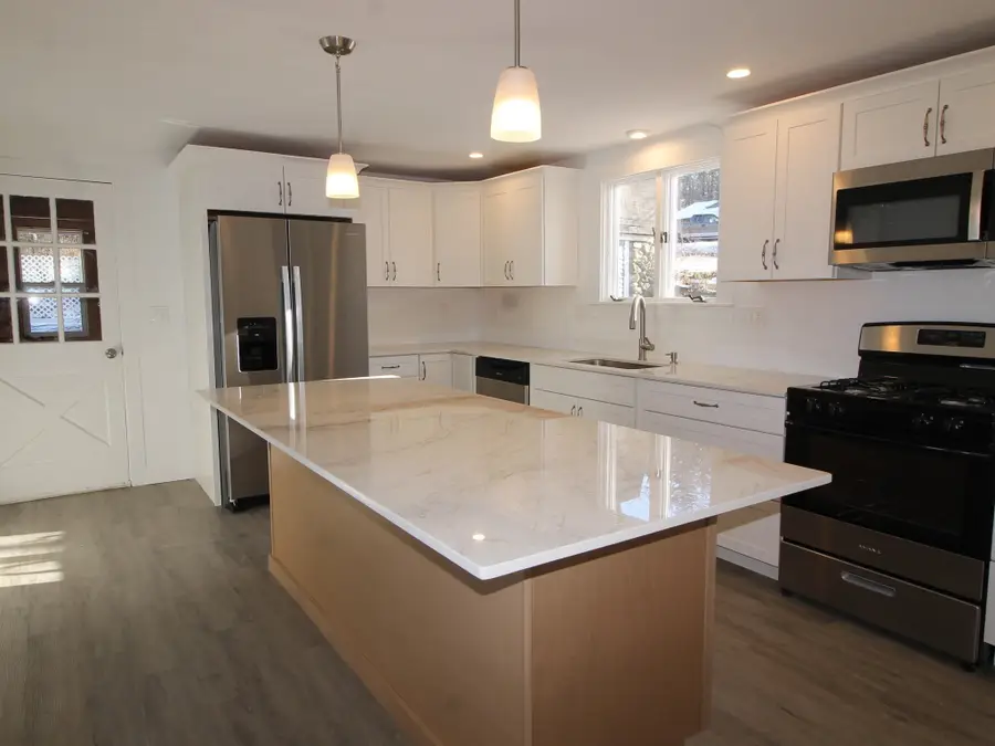 1459 Grafton Rd, Millbury, MA 01527 - #2