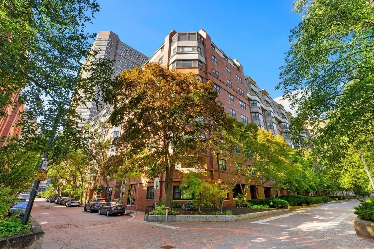16 Harcourt #9F, Boston, MA 02116 - #1