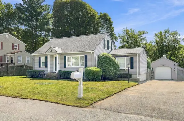 17 Elise Ave, Dracut, MA 01826