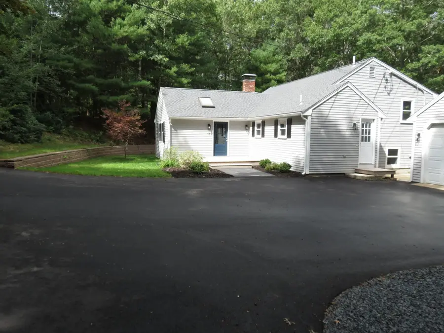 48 Grove St, Plympton, MA 02367 - #2