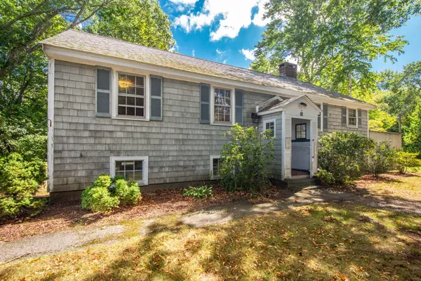 20 Tyler Rd, Beverly, MA 01915