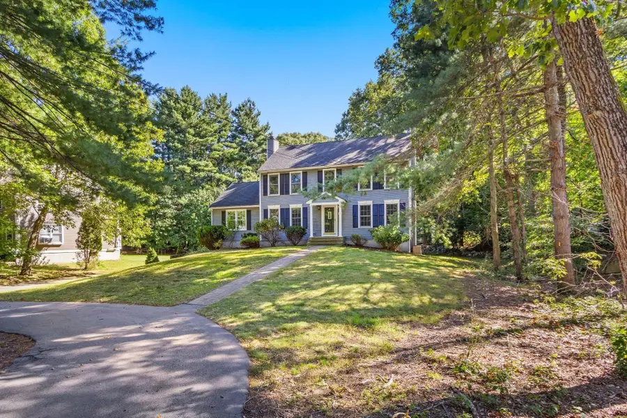 23 Oak St, Medway, MA 02053 - #3