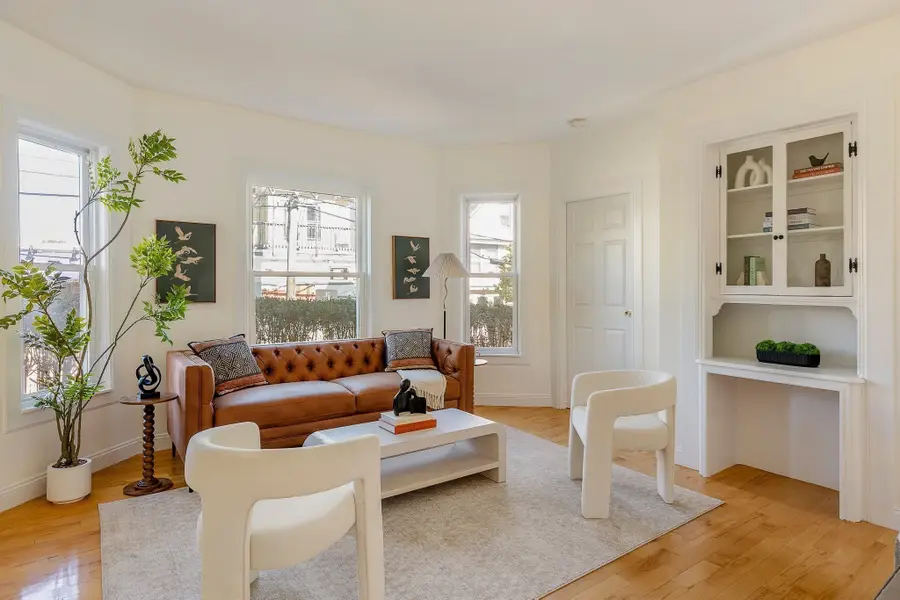 66 Walden St #1, Cambridge, MA 02140 - #2